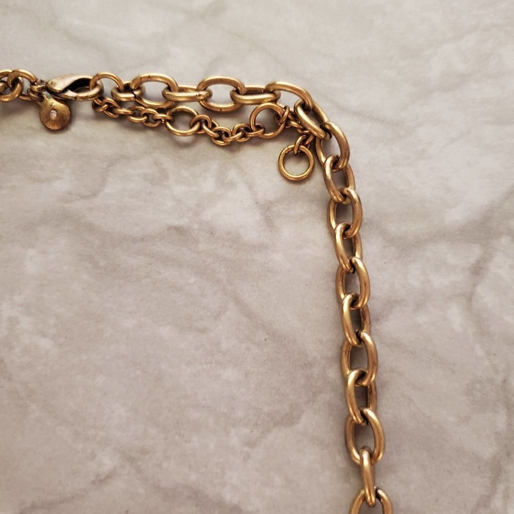 ✨ J.Crew Rhinestones Crystals Shield Cluster Antiqued Statement Necklace ✨ - Picture 3 of 16